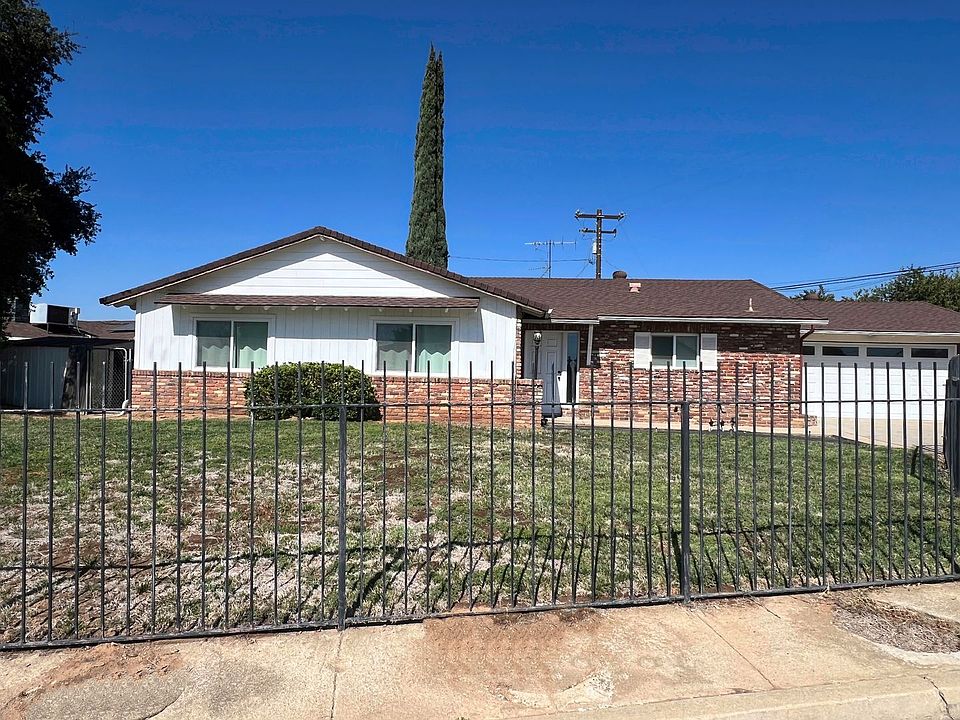 1st image of 438 Sandalwood Dr