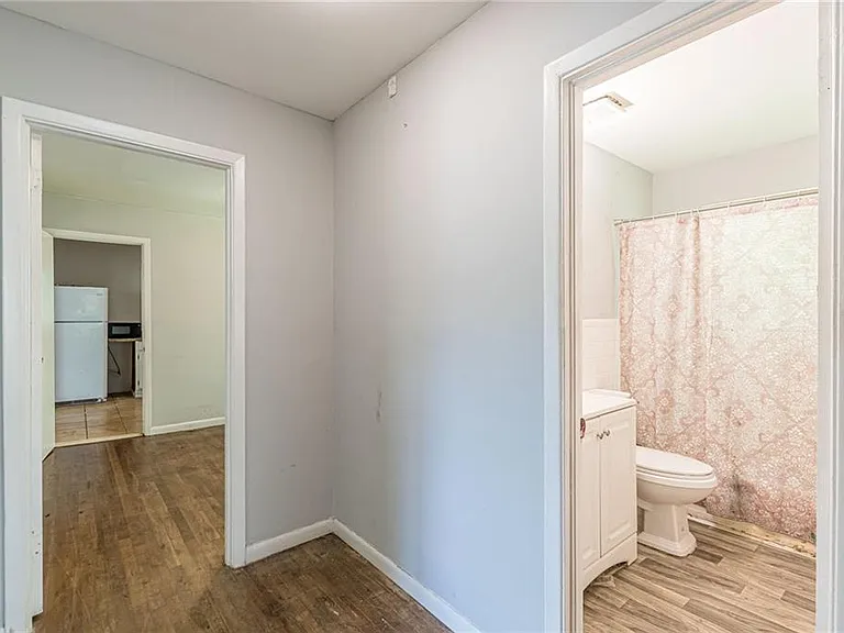 350 Brooks Ave SW — Photo 23
