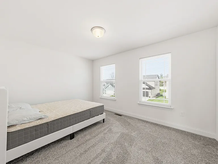 106 Sommerset Ct — Photo 33