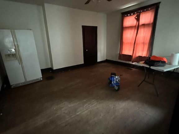 2nd image of 1235 Gilsey Ave