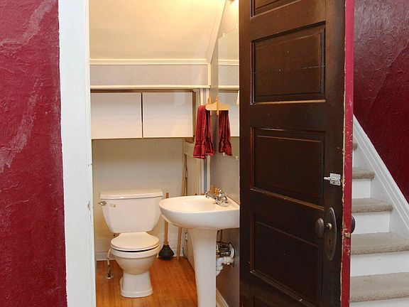 cute half bath