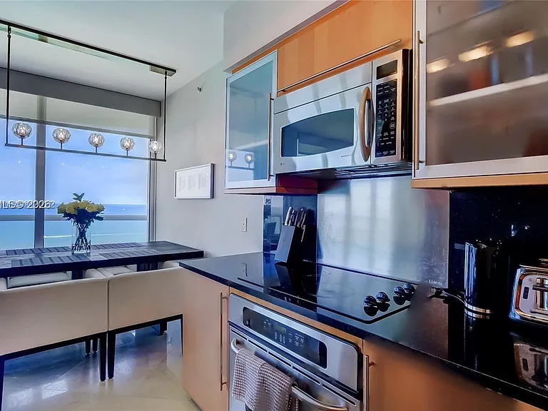 6365 Collins Ave #3802 — Photo 13