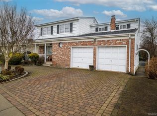 133 S Forest, Rockville Centre, NY 11570