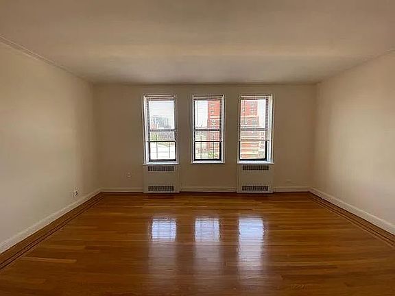 4th image of 5 Buchanan Pl #6B