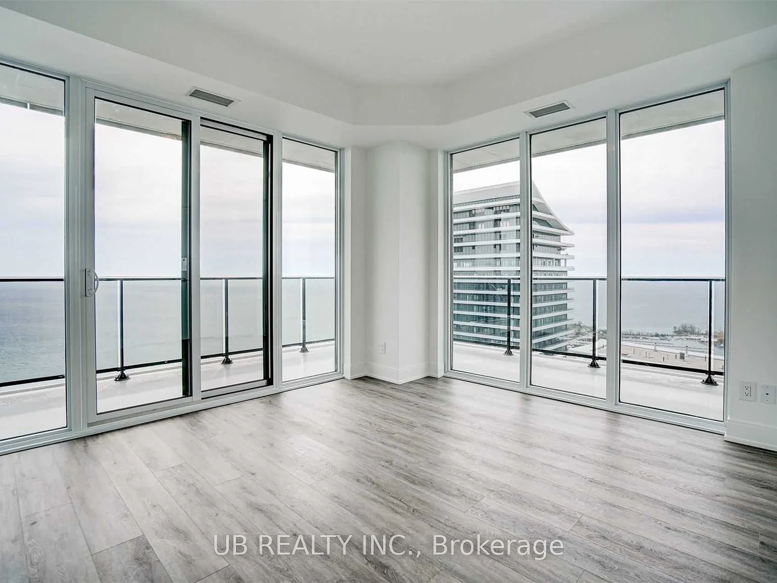 3 bed, $5,800 — Photo 4