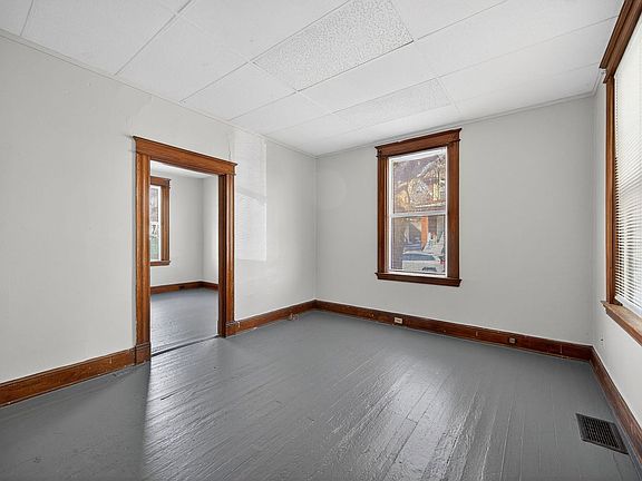 3rd image of 2339 Rohs St APT 1F