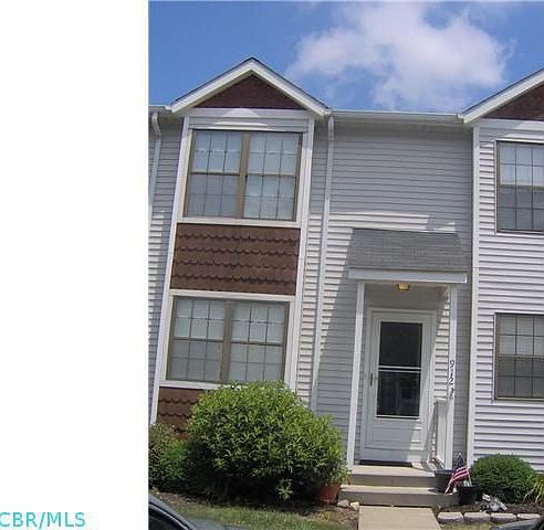 1st image of 912 Charnwood Ln