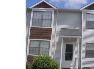 912 Charnwood Ln, Worthington, OH 43085