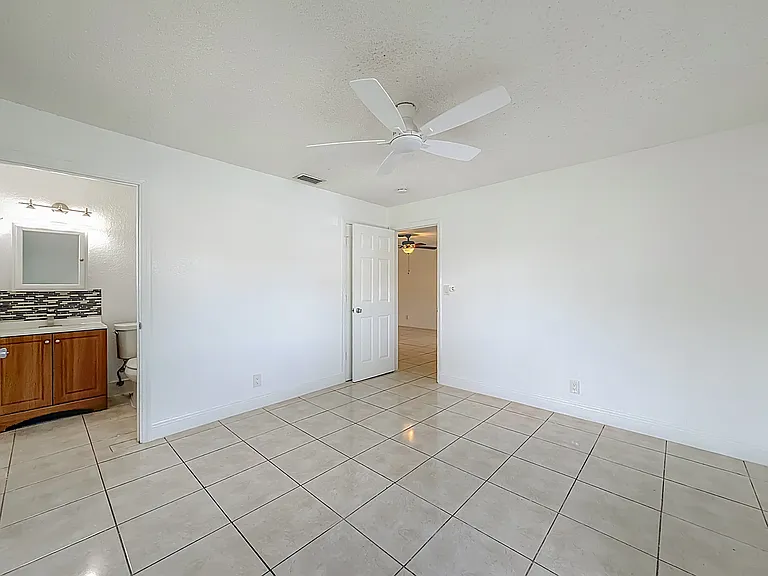 7504 NW 44th Ct #W — Photo 22
