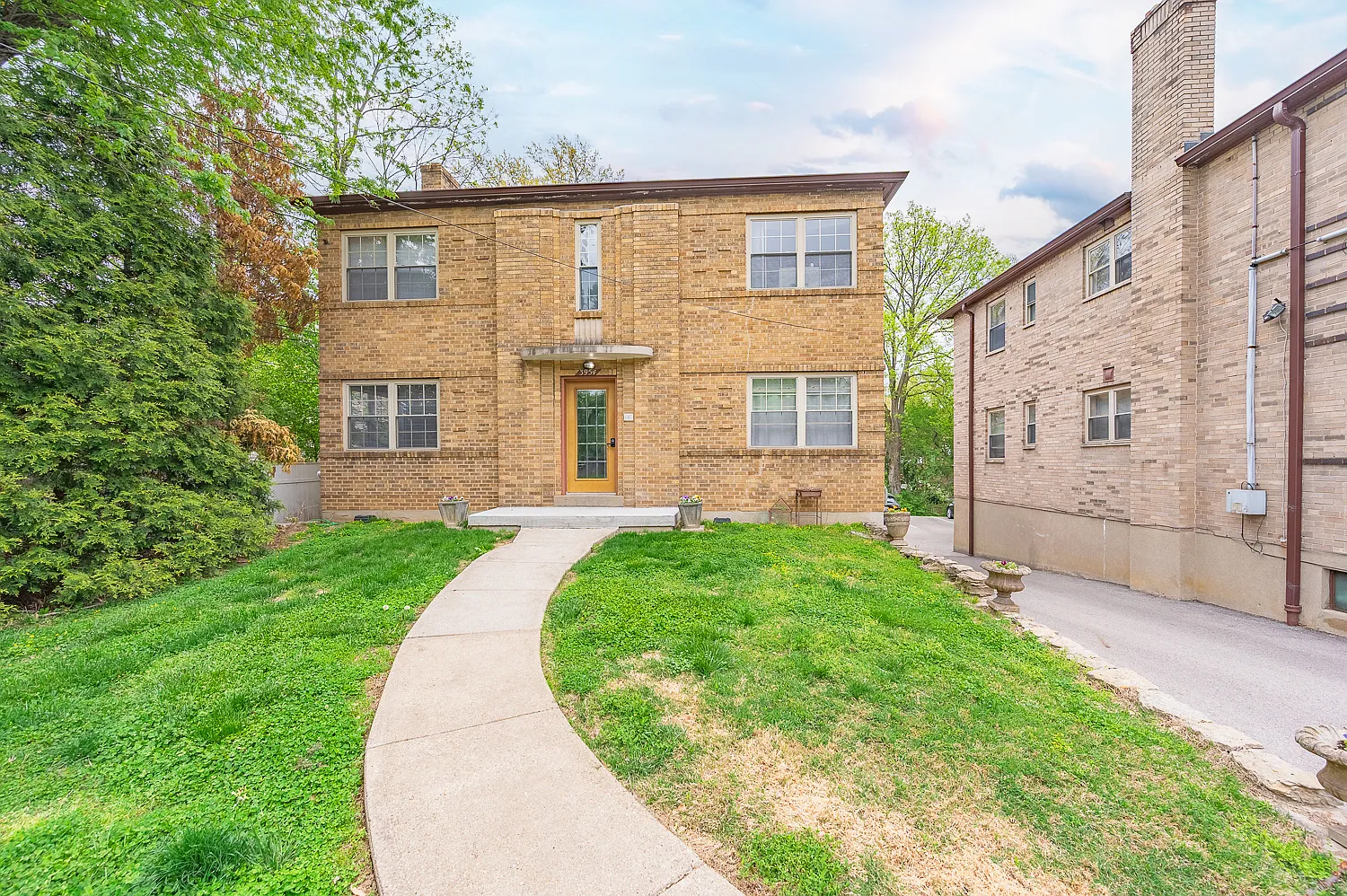 1 bed, 750 sqft, $1,150 — Photo 1
