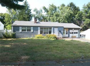 49 Batt St, Middletown, CT 06457