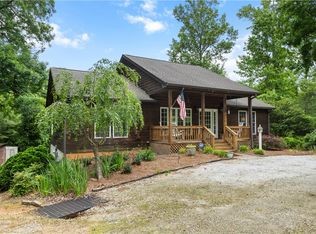 135 Crowes Dr, Walhalla, SC 29691