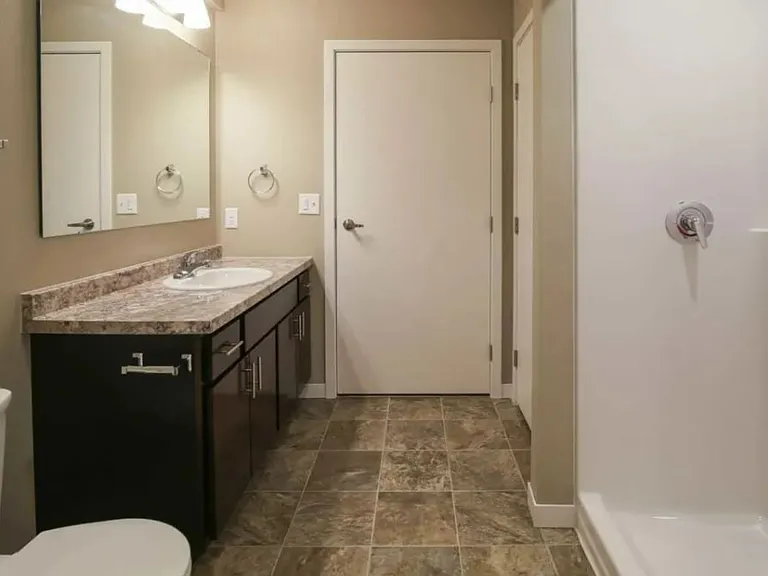 Veraway Apartments — Photo 20