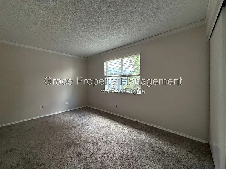 18094 E Ohio Ave #201 — Photo 11