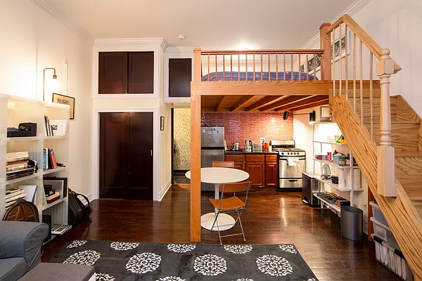 Rented by Living New York | media 2