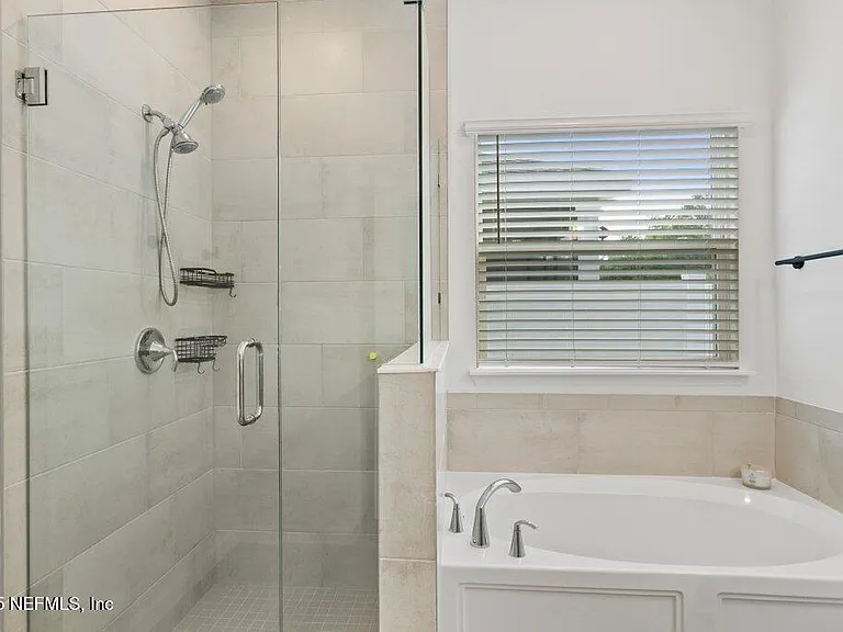 9719 Giada Dr — Photo 26