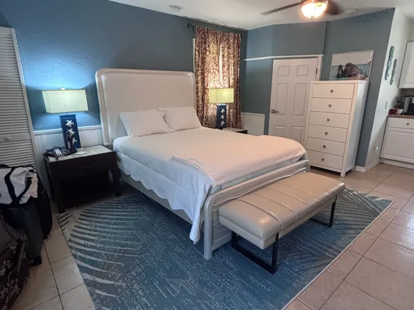 402 Hillside Ave #&-404, Daytona Beach, FL 32118