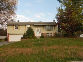 155 W 48th St, Reading, PA 19606