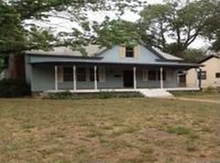 514 E Main St, Sterling, KS 67579