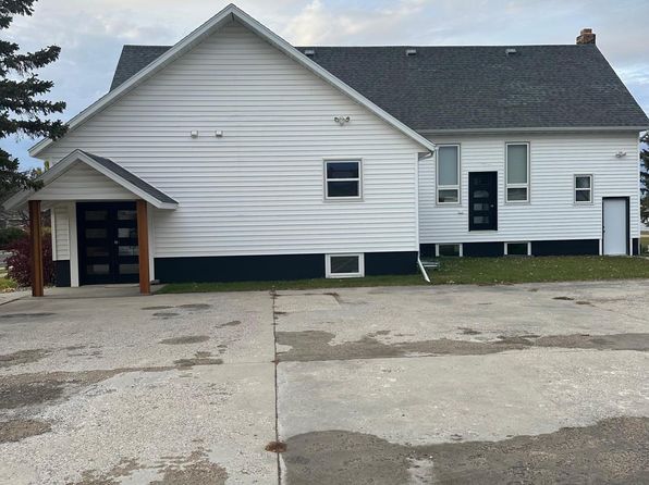 504 Main St S, Karlstad, MN 56732