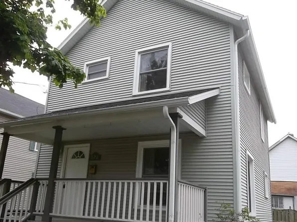 828 Hickory St, Lansing, MI 48912