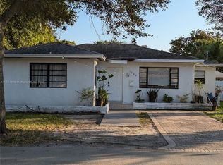 1904 Mayo St, Hollywood, FL 33020