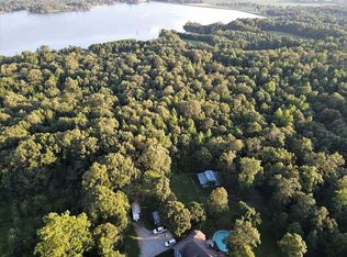 324 Christmasville Rd, Trenton, TN 38382