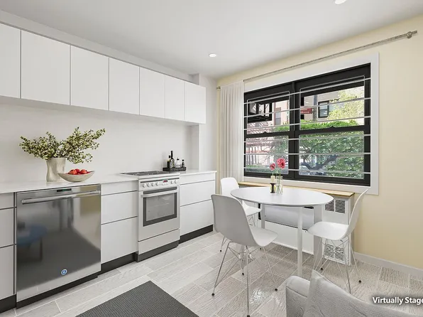 347 E 53rd St, New York, NY 10022