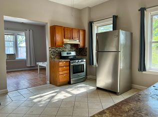 1858 W 21st Pl #2F, Chicago, IL 60608