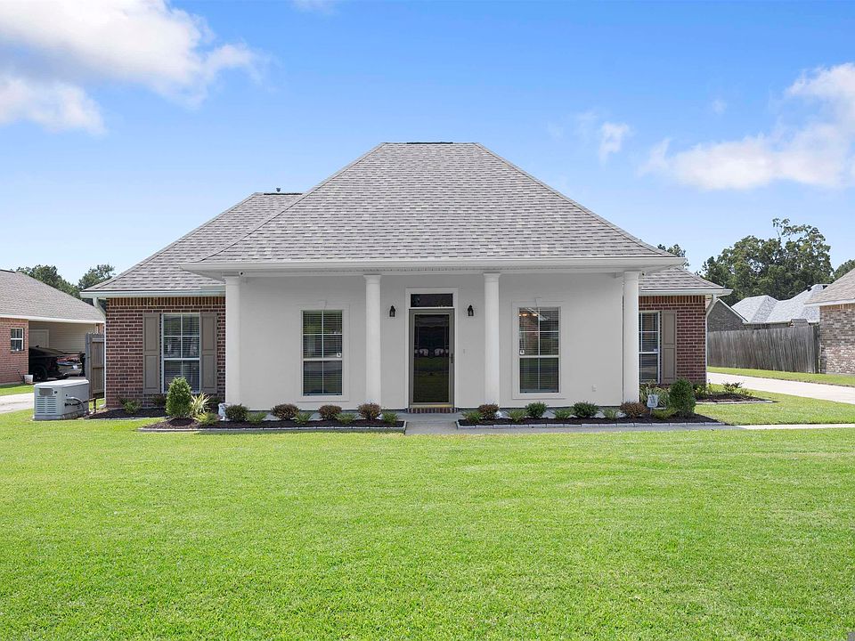 1st image of 14473 Lake Crossing Dr