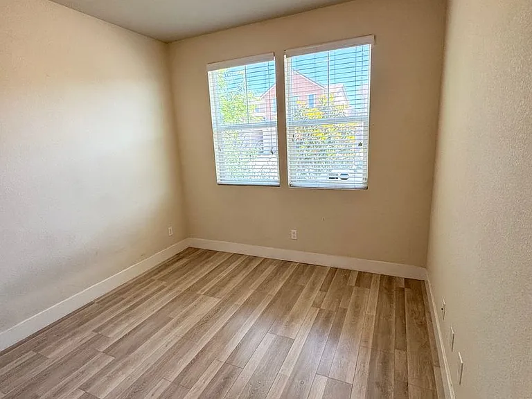 4519 White Sage St — Photo 14