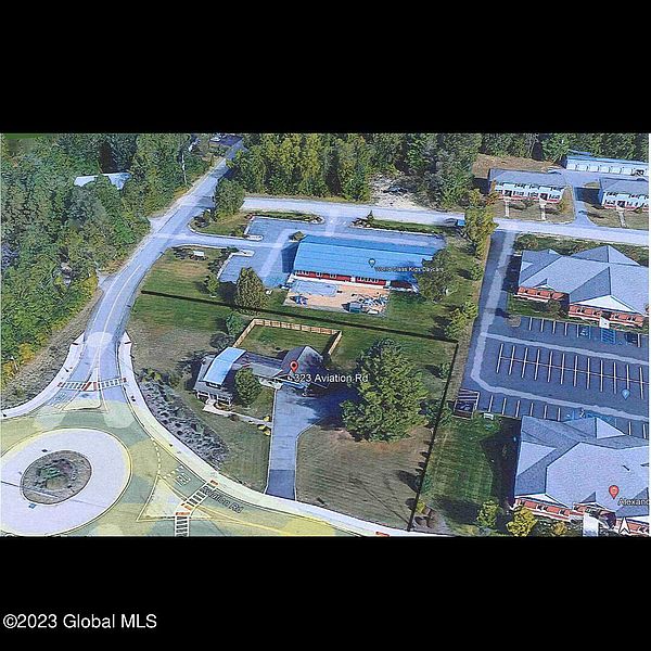2nd image of 323 Aviation Road