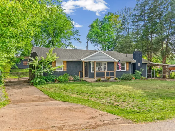 16 Donelson Dr, Clarksville, TN 37042