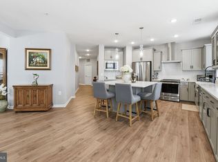 13950 Englefield Dr Unit 302, Woodbridge, VA 22193