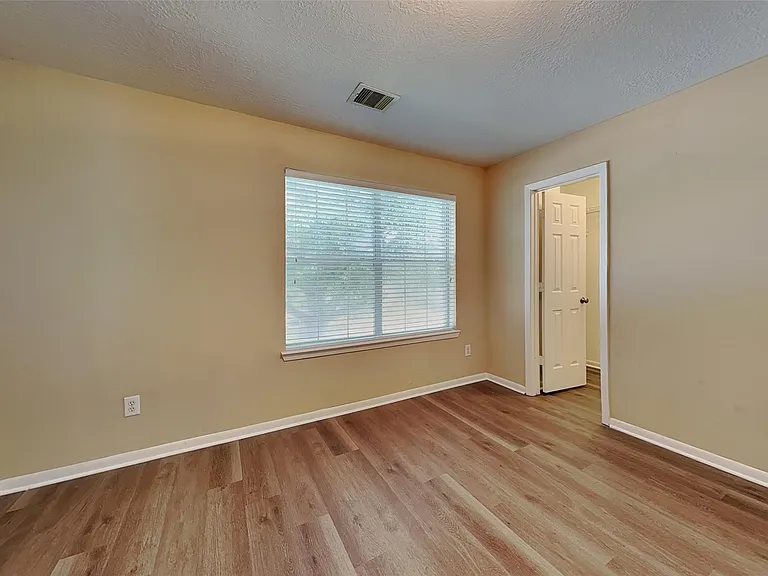 6530 Portlick Dr — Photo 19