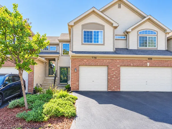 1086 Parkhill Cir #1086, Aurora, IL 60502