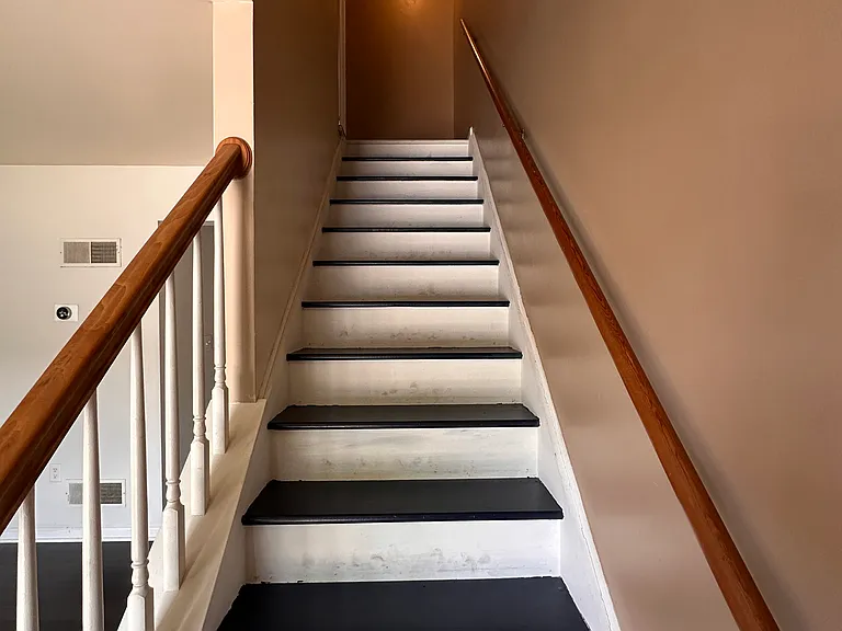 114 Millview Ct — Photo 10
