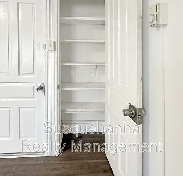 344 N Mulberry St #3 — Photo 2