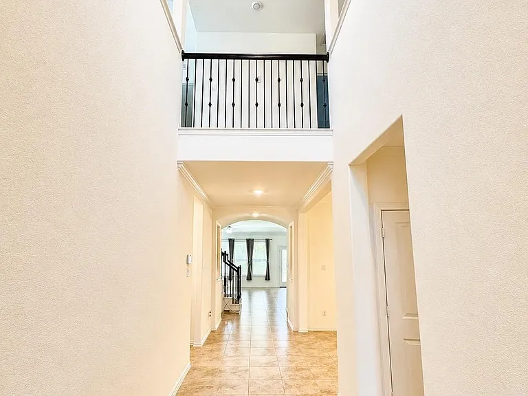 20015 Matador Ridge Dr — Photo 3