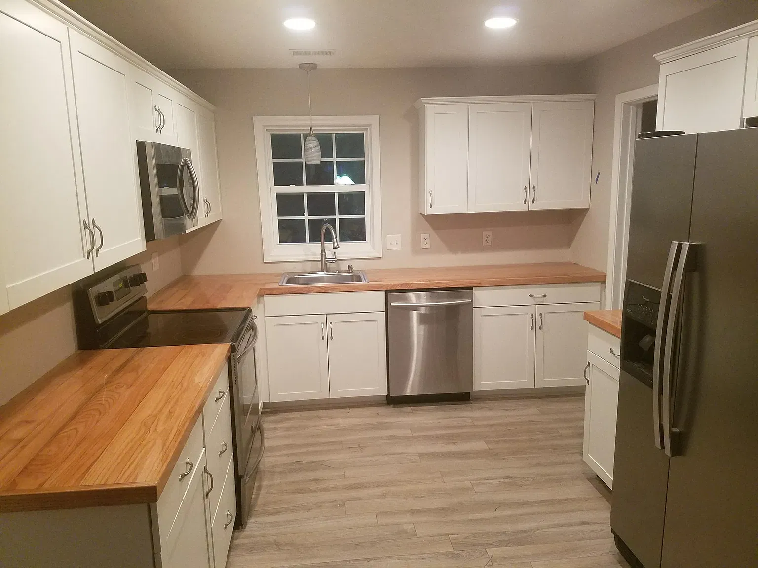 4 bed, 2.5 bath, 1500 sqft, $3,100 — Photo 4