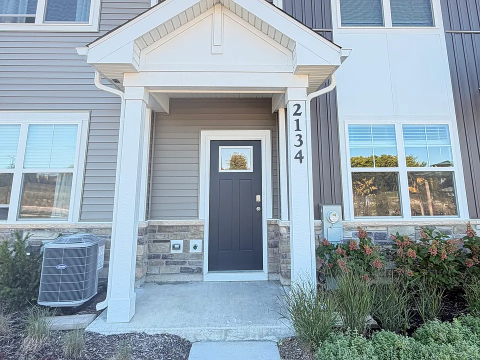 2134 Bodega Rd