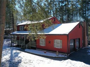 695 Quaker Farms Rd, Oxford, CT 06478