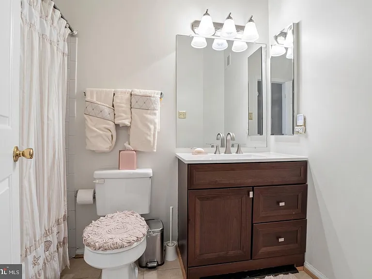 8016 Brightlight Pl — Photo 24