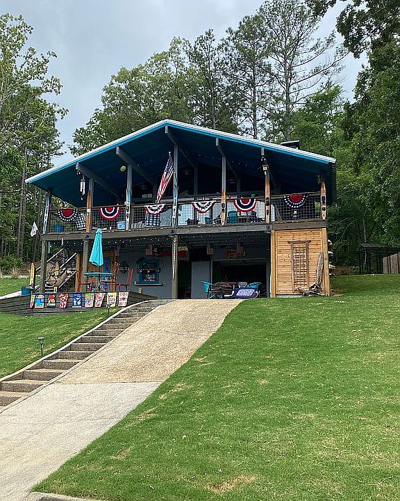 2nd image of 314 Traweek Ln
