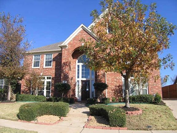 2nd image of 304 Saddlehorn Dr