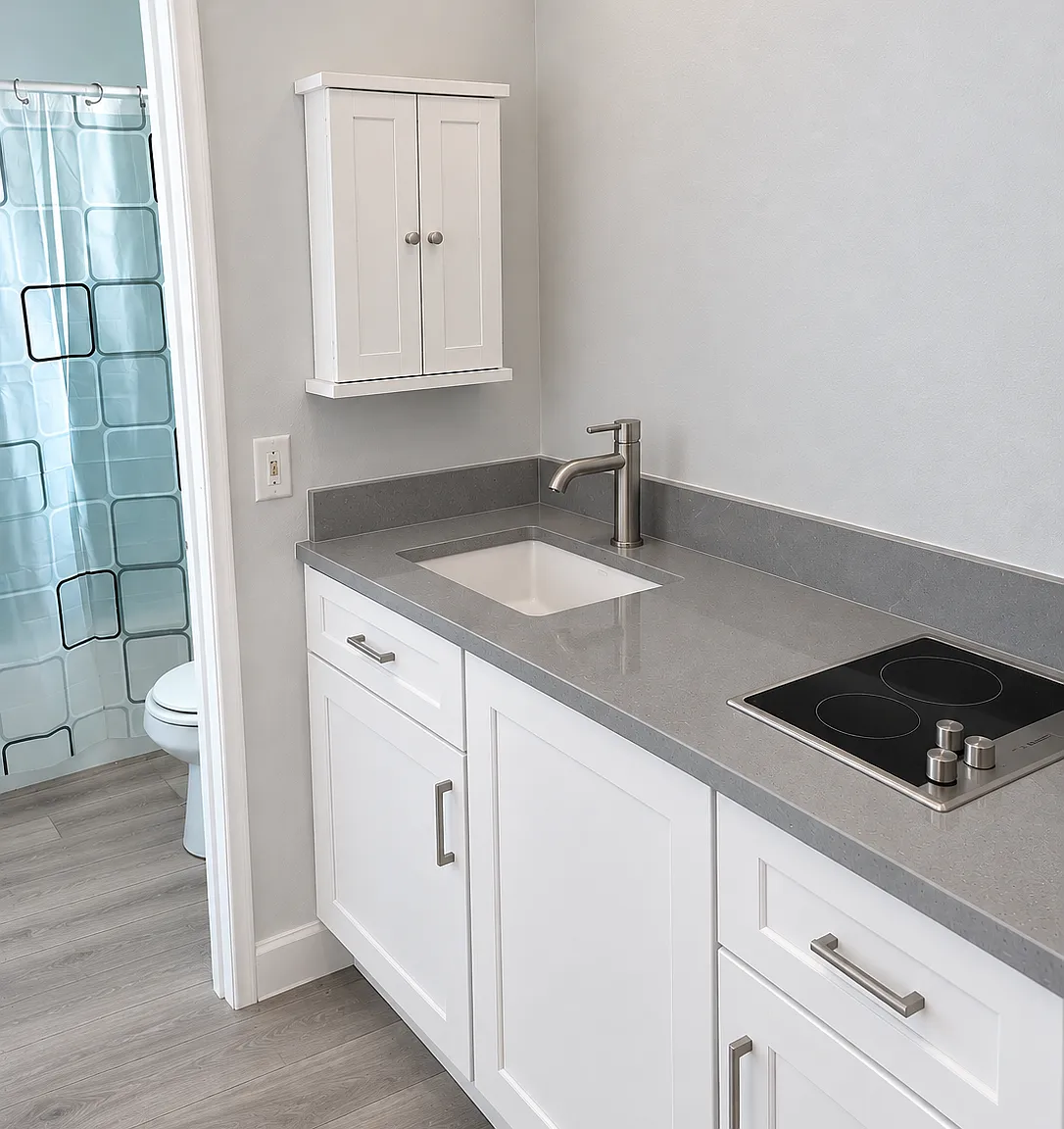 Studio, 450 sqft, $1,649 — Photo 3
