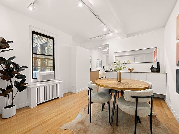 2nd image of 175 W 93rd St APT 1-G