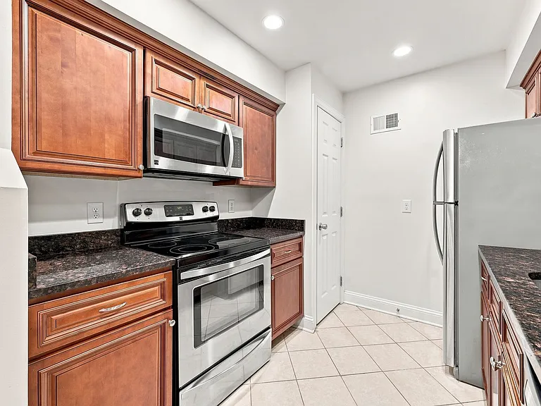 104 Turtle Creek Rd #4 — Photo 3