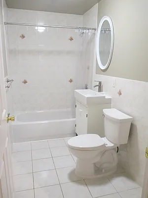 Rented by Owner | media 9