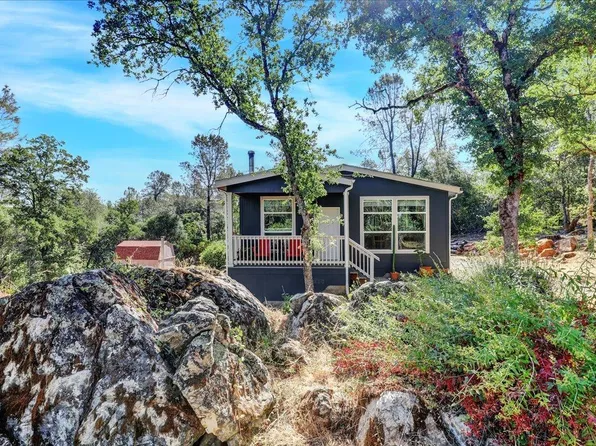 10944 Chances R Rd, Penn Valley, CA 95946